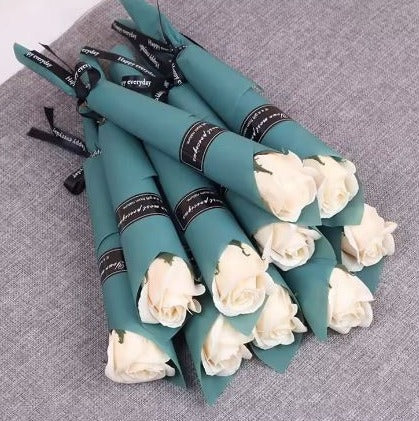 Bouquet Royale - White